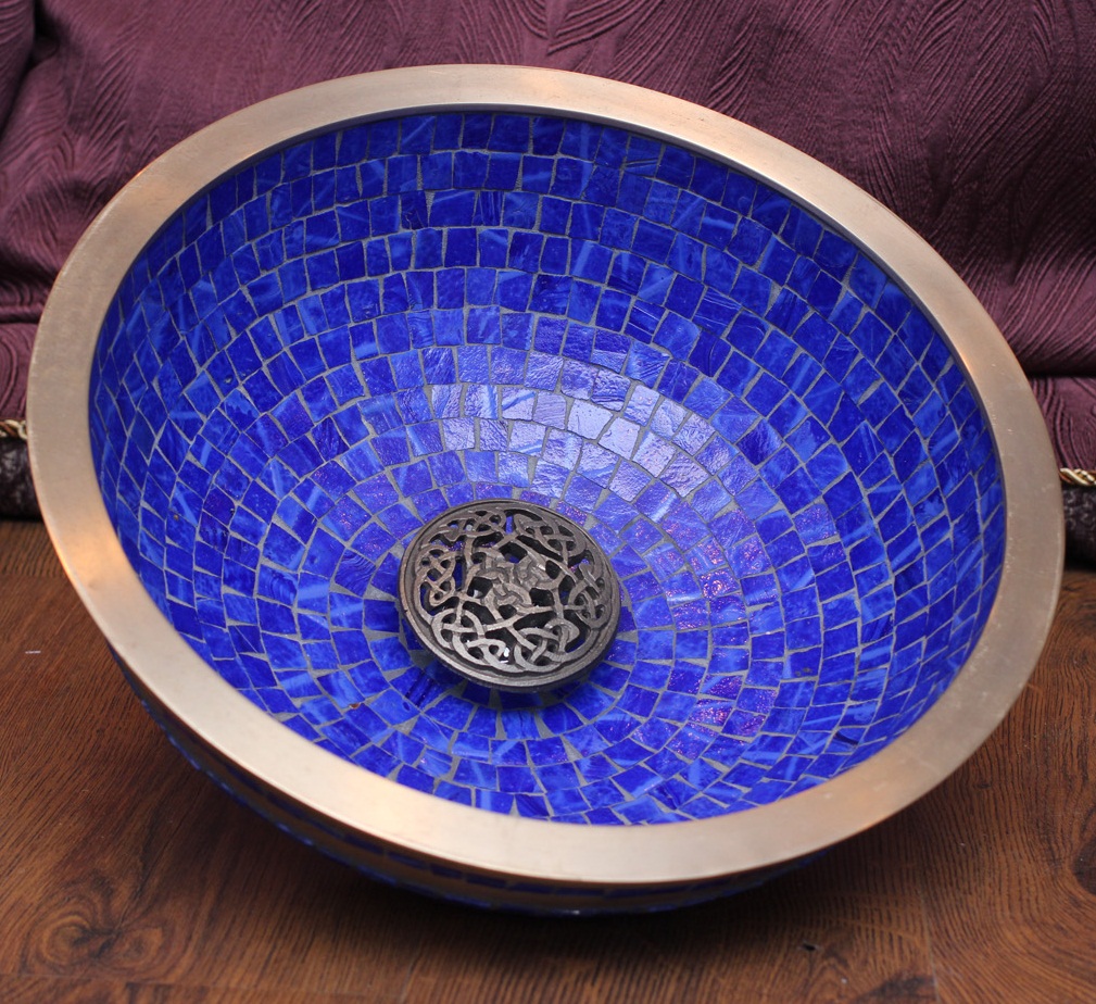 раковина из дерева